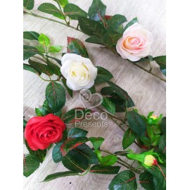 Искусственная лиана с цветами  и листьями розы 130 см