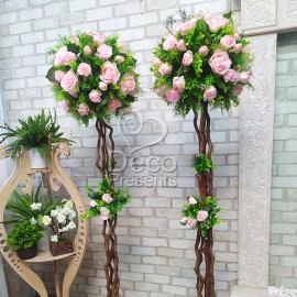 Топиарий дерево №2 шар из цветов Розы в горшке