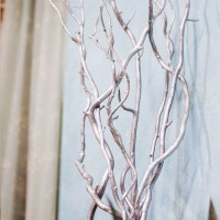 Гілки верби кручені сріблясті для декору